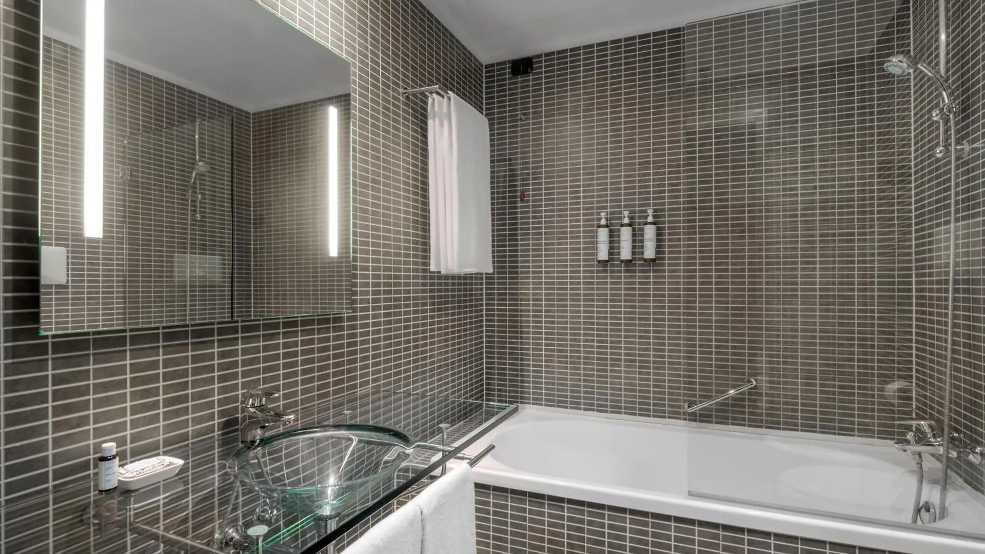 Ac Hotel Vicenza By Marriott 4*,  Italia
