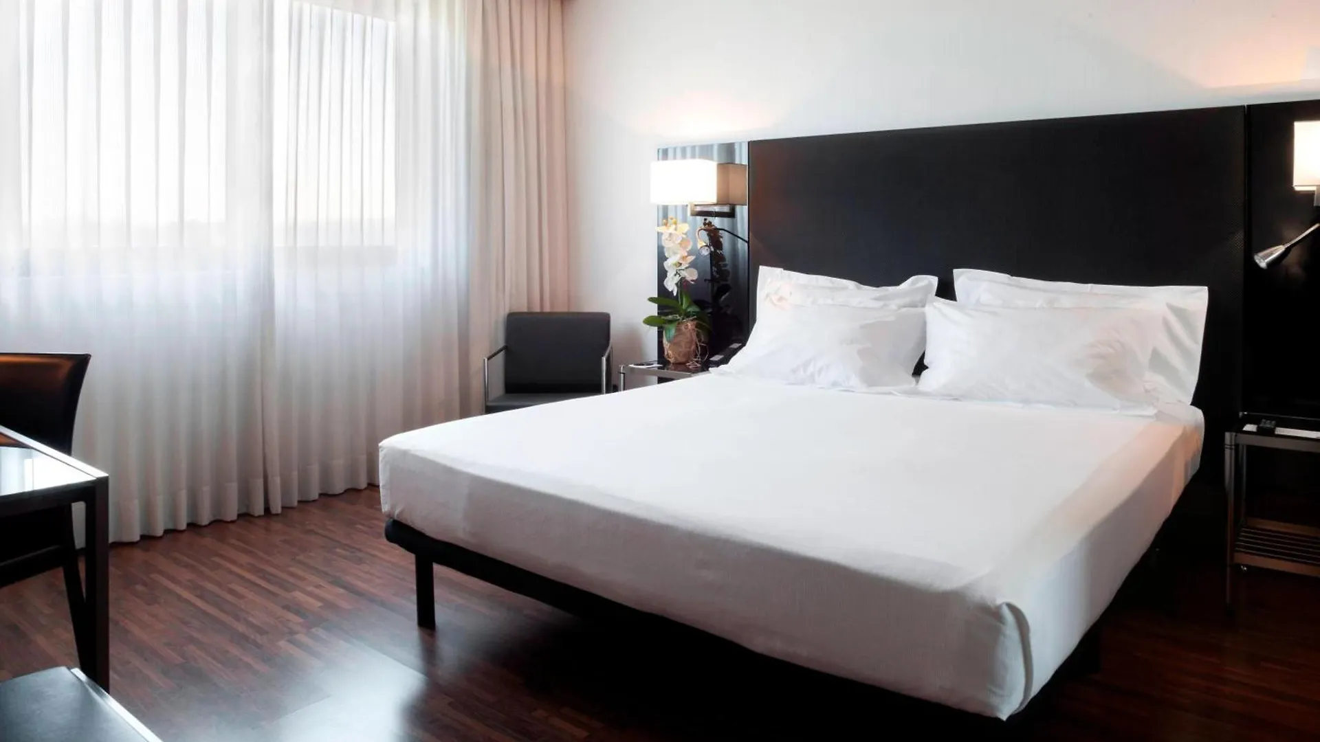 Ac Hotel Vicenza By Marriott